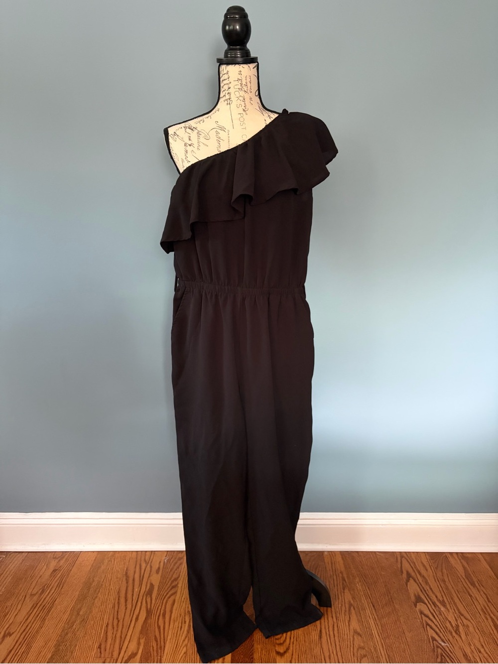 Black One-Shoulder Ruffle Women’s Dress